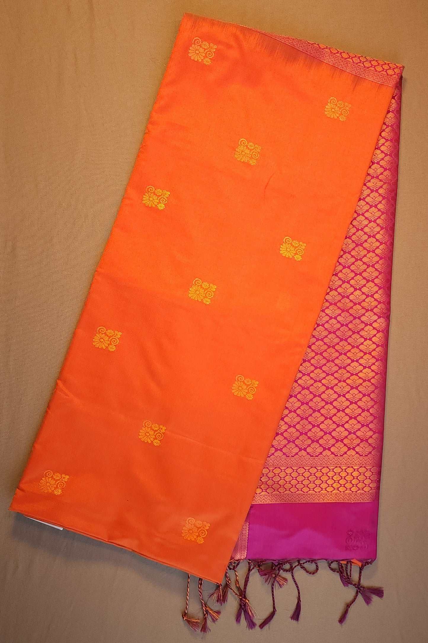 KANCHI SOFT SEMI SILK SAREE | VSFSF040