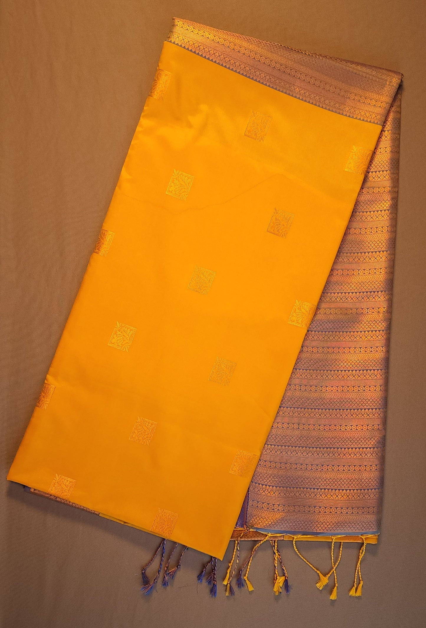 KANCHI SOFT SEMI SILK SAREE | VSFSF056